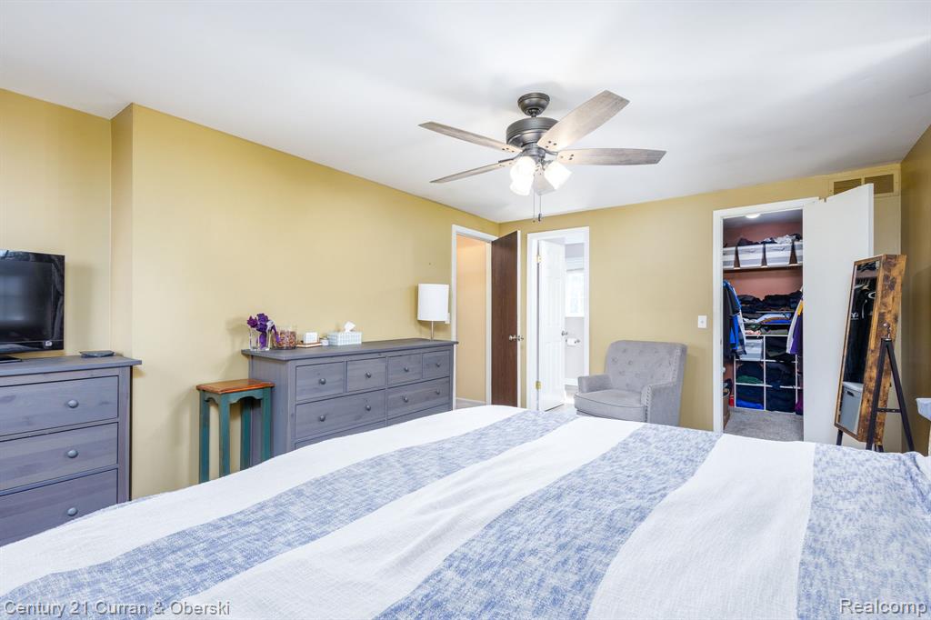 41924 Amberly Drive, Clinton Twp, MI 48038 — Photo 15