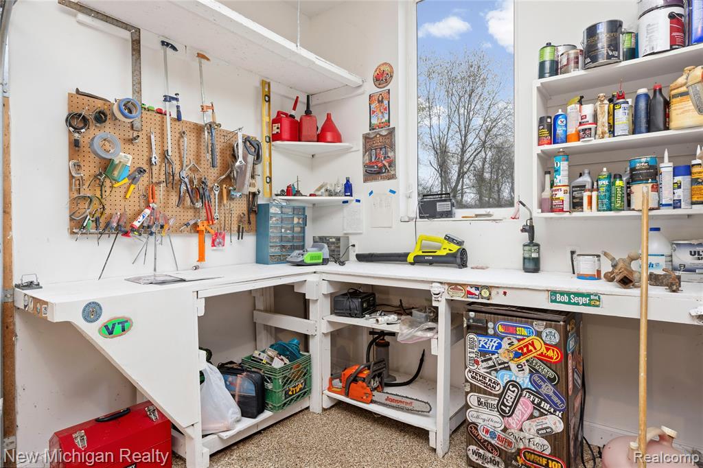 13445 Millie Court, Holly, MI 48442 — Photo 71