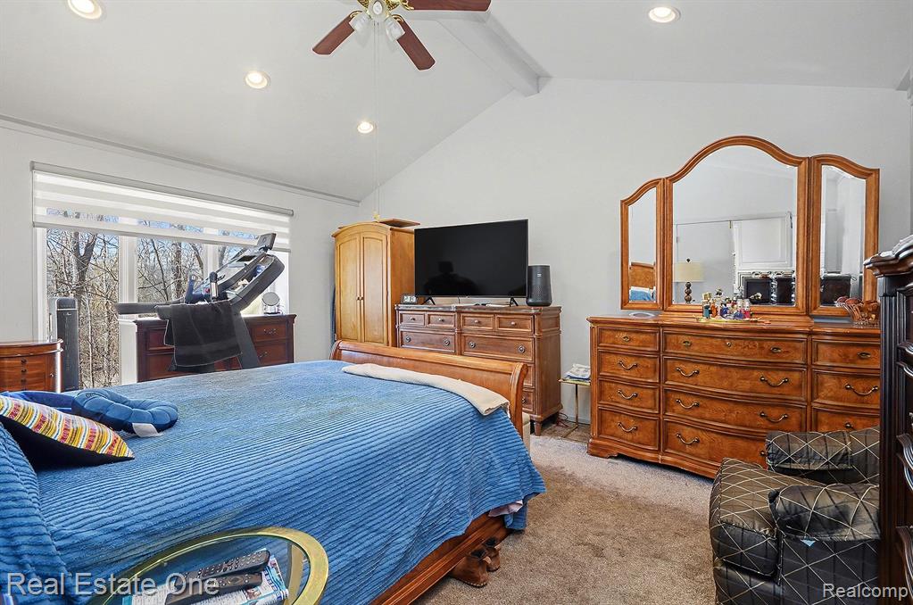 5505 Walnut Circle W, West Bloomfield, MI — Photo 16