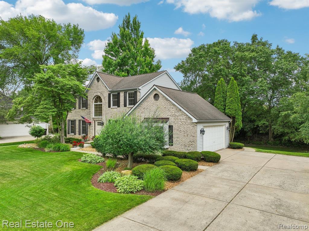 11175 SAND CRANE Way, South Lyon, MI 48178 — Photo 3