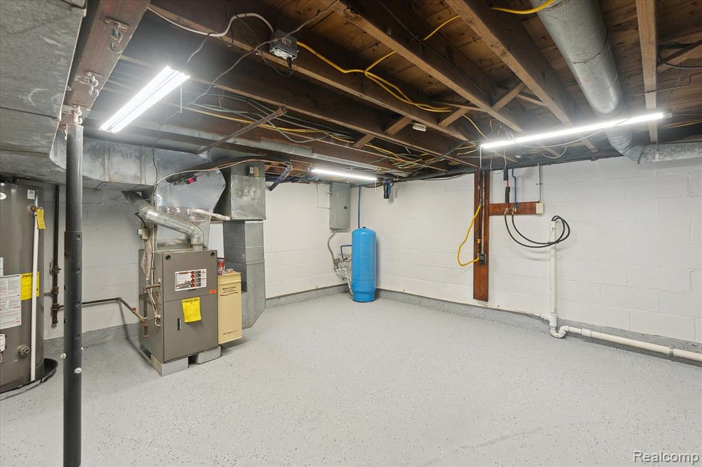 5369 SITKA Street, Burton, MI 48519 — Photo 23