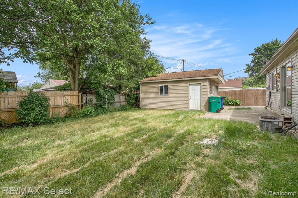 1179 LAUREL Court, Ypsilanti, MI 48198 — Photo 28