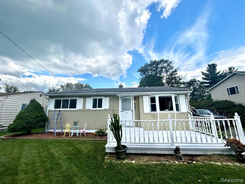 4202 BRISTOLWOOD Drive, Flint, MI 48507 — front exterior