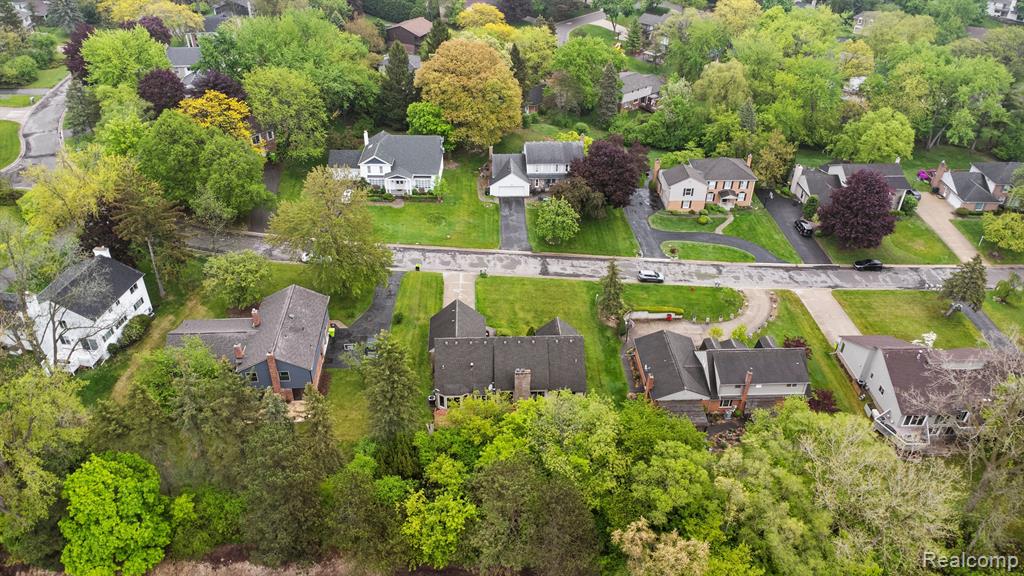 4578 PINE VILLAGE Drive, West Bloomfield, MI 48323 — Photo 54