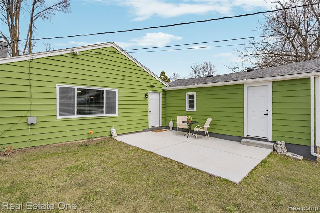 4913 Rioview Drive, Clarkston, MI — Photo 46