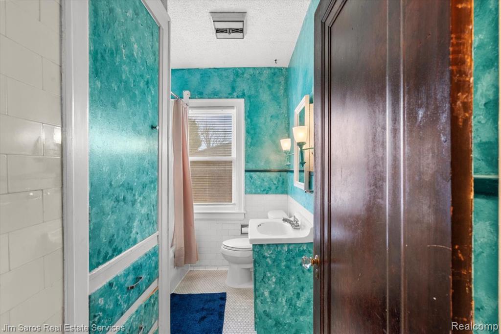 1338 Somerset Avenue, Grosse Pointe, MI 48230 — Photo 29