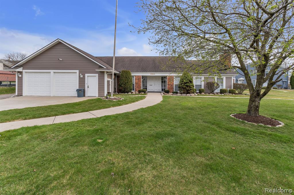 23625 STONEHENGE Boulevard, Novi, MI — Photo 40