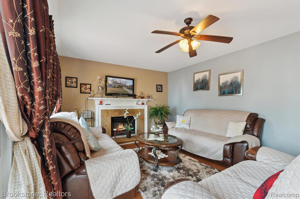 465 THORNRIDGE Drive, Rochester Hills, MI 48307 — Photo 20