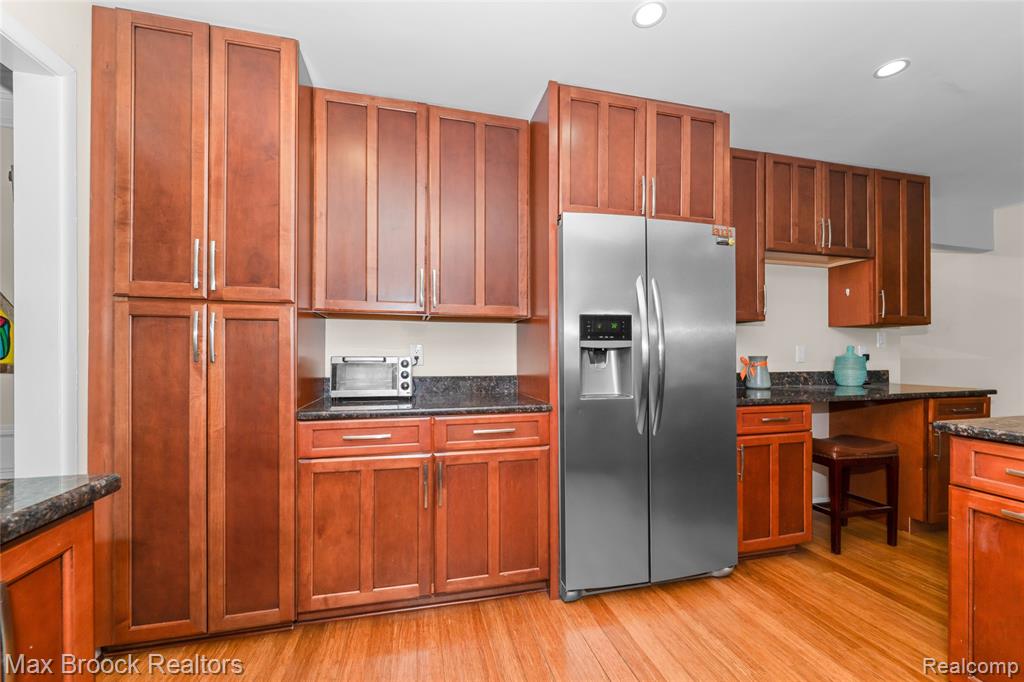 7118 Cathedral Drive, Bloomfield Hills, MI 48301 — Photo 9