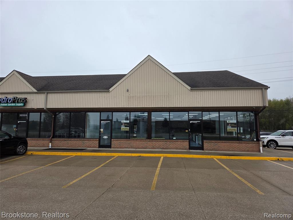 30502 23 Mile Road, Chesterfield, MI 48047 — Photo 2