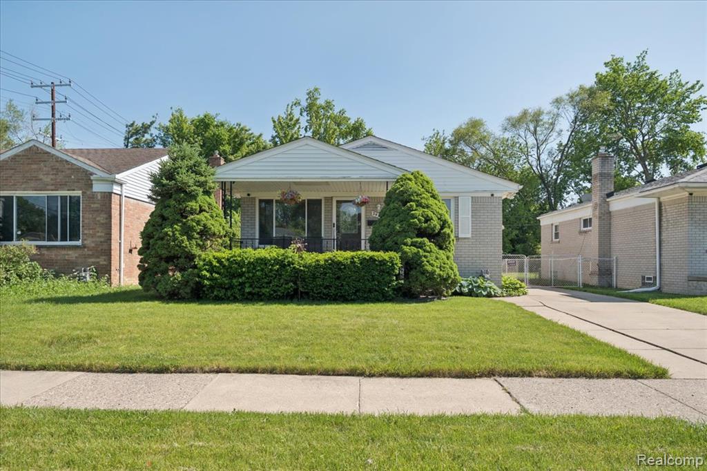 24315 Currier Street, Dearborn Heights, MI 48125 — front exterior