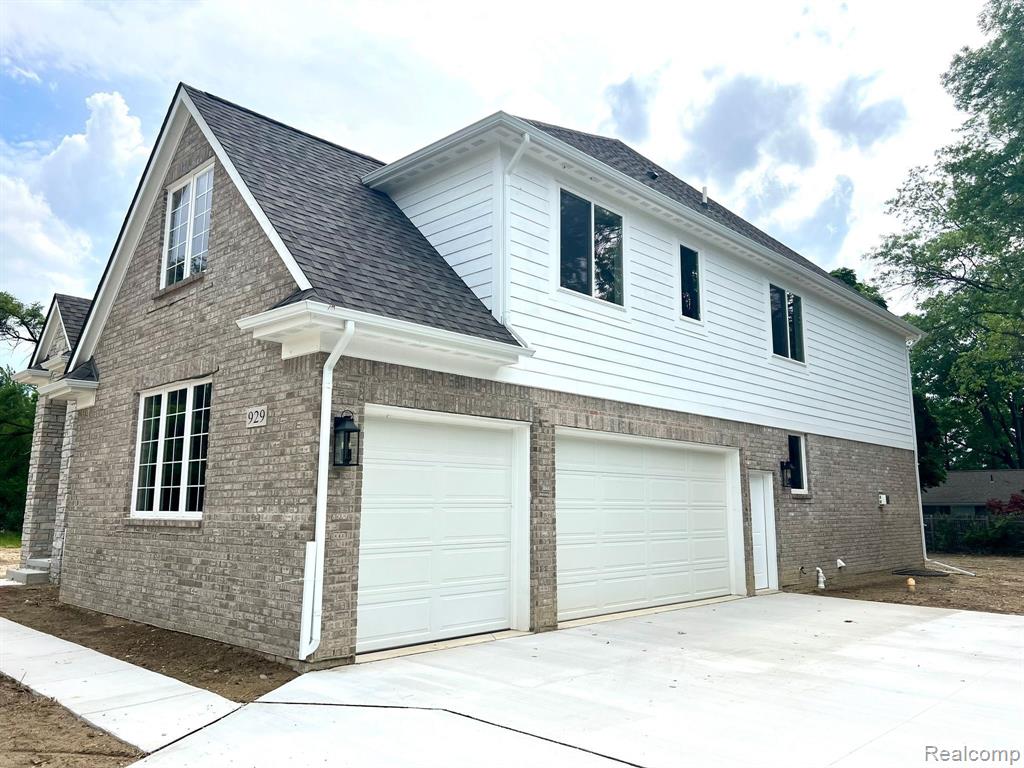 929 KIMBERLY Court, Troy, MI 48098 — Photo 38
