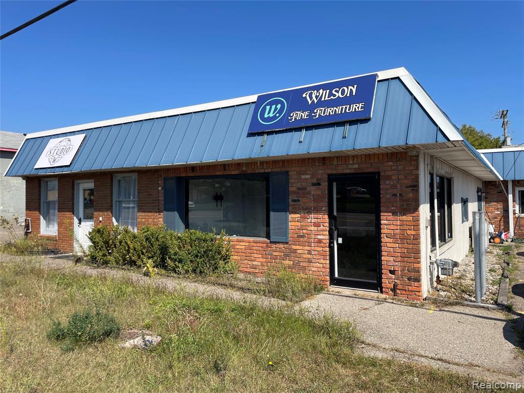 9947 E GRAND RIVER Avenue, Brighton, MI 48116 — front exterior