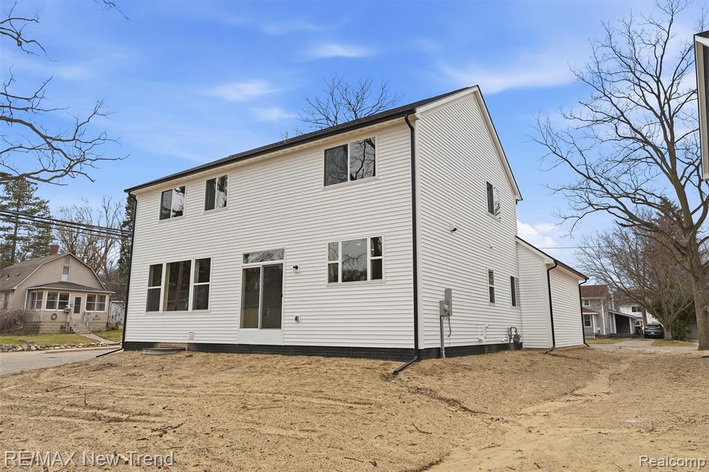 321 Dean Street, Milford, MI 48381 — Photo 47