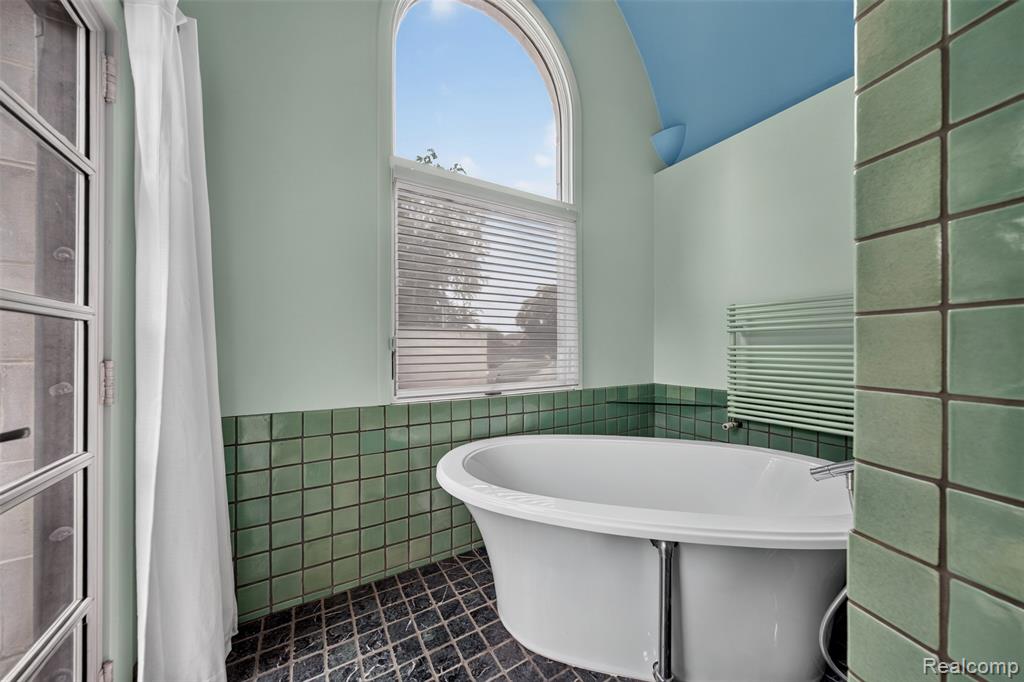 750 Hazelwood Street, Birmingham, MI 48009 — Photo 33