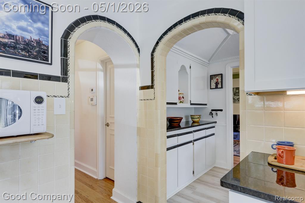 18264 San Juan Drive, Detroit, MI 48221 — Photo 26
