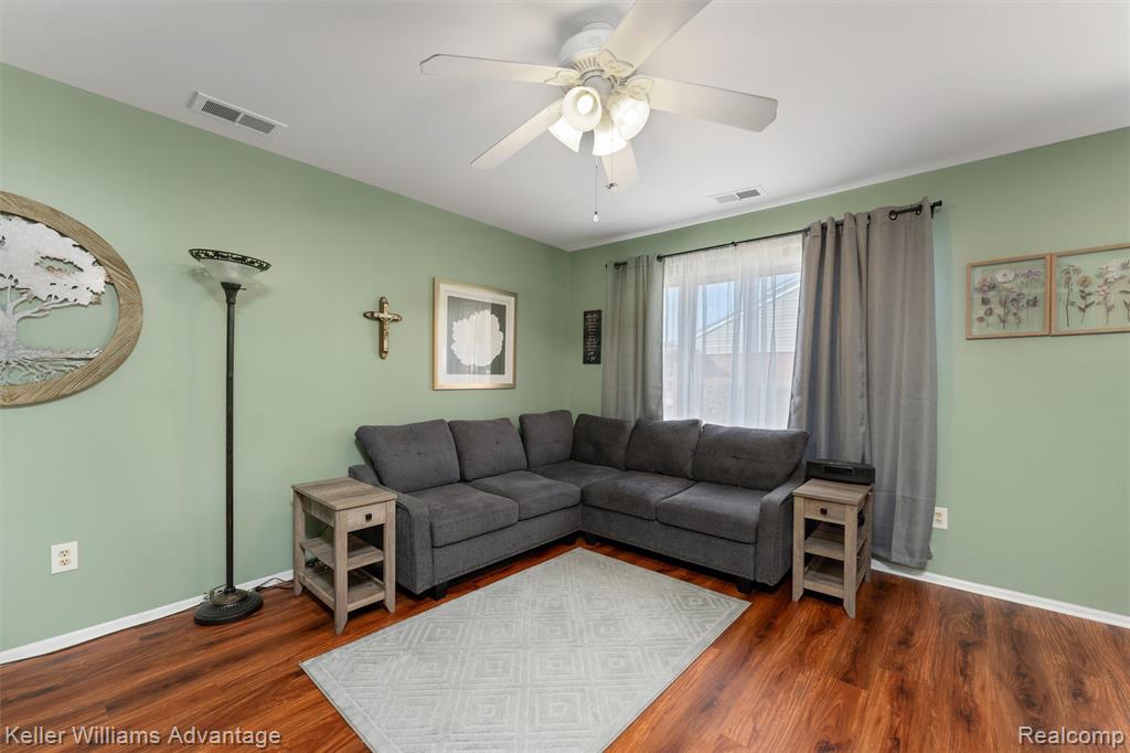 29102 Manchester Street, Westland, MI — Photo 4
