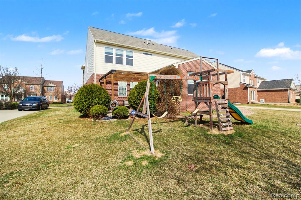 2417 PREMIER Lane, Canton, MI 48188 — Photo 37