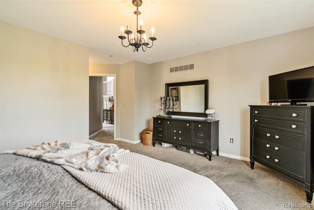 49730 WILLOWOOD Drive, Macomb, MI 48044 — Photo 22