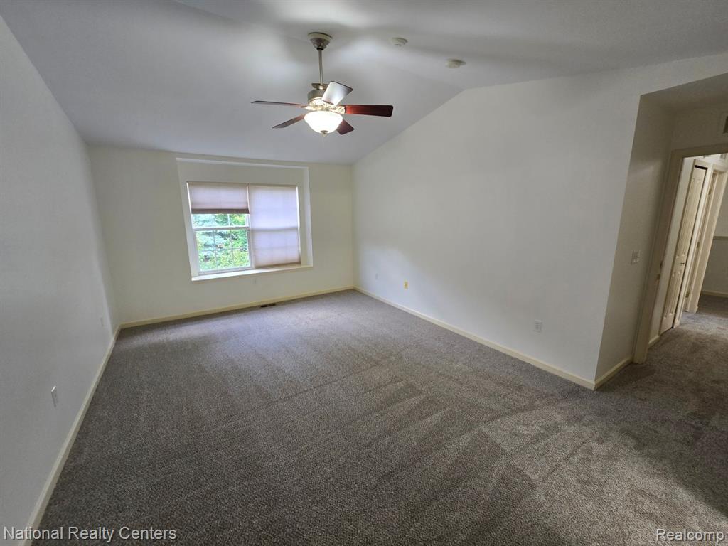 4058 RADCLIFF Drive, Canton, MI 48188 — Photo 21