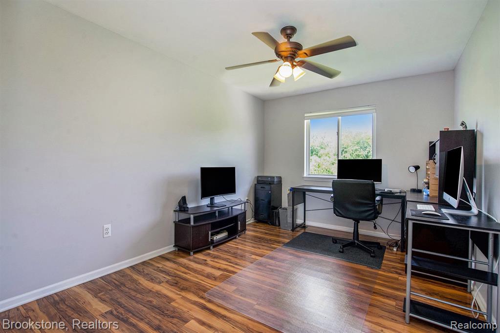 7673 PAINT CREEK Drive, Ypsilanti, MI 48197 — Photo 10