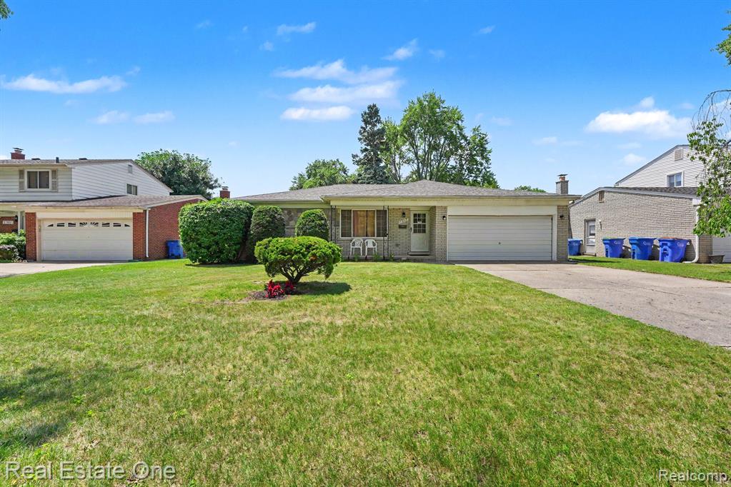 27663 Audrey Avenue, Warren, MI 48092