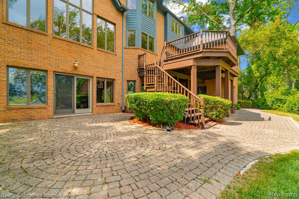 2620 Strawberry Lane, Port Huron, MI 48060 — Photo 67