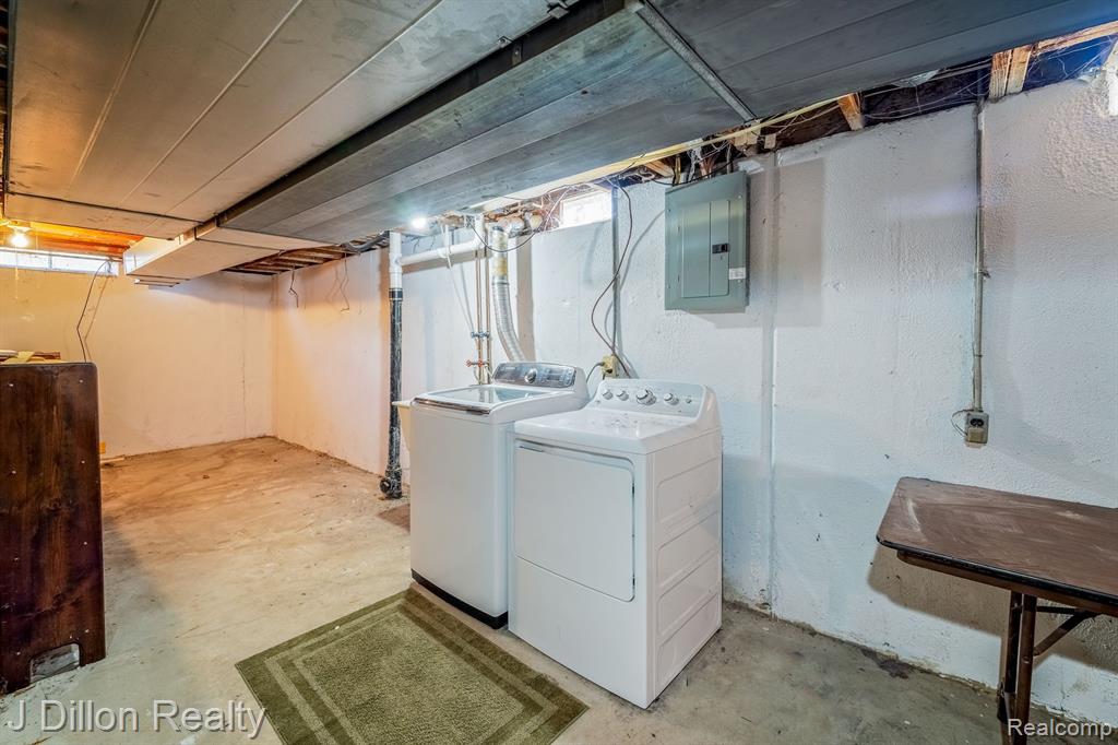42807 SAXONY Road, Canton, MI 48187 — Photo 50