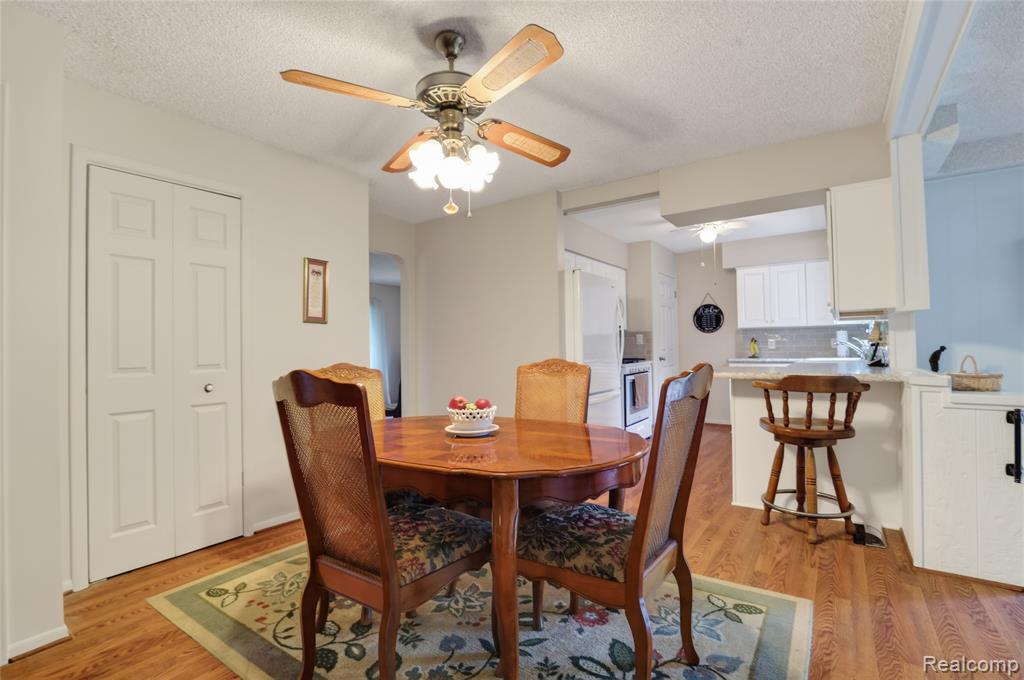 5090 Torrey Road, Flint, MI 48507 — Photo 11