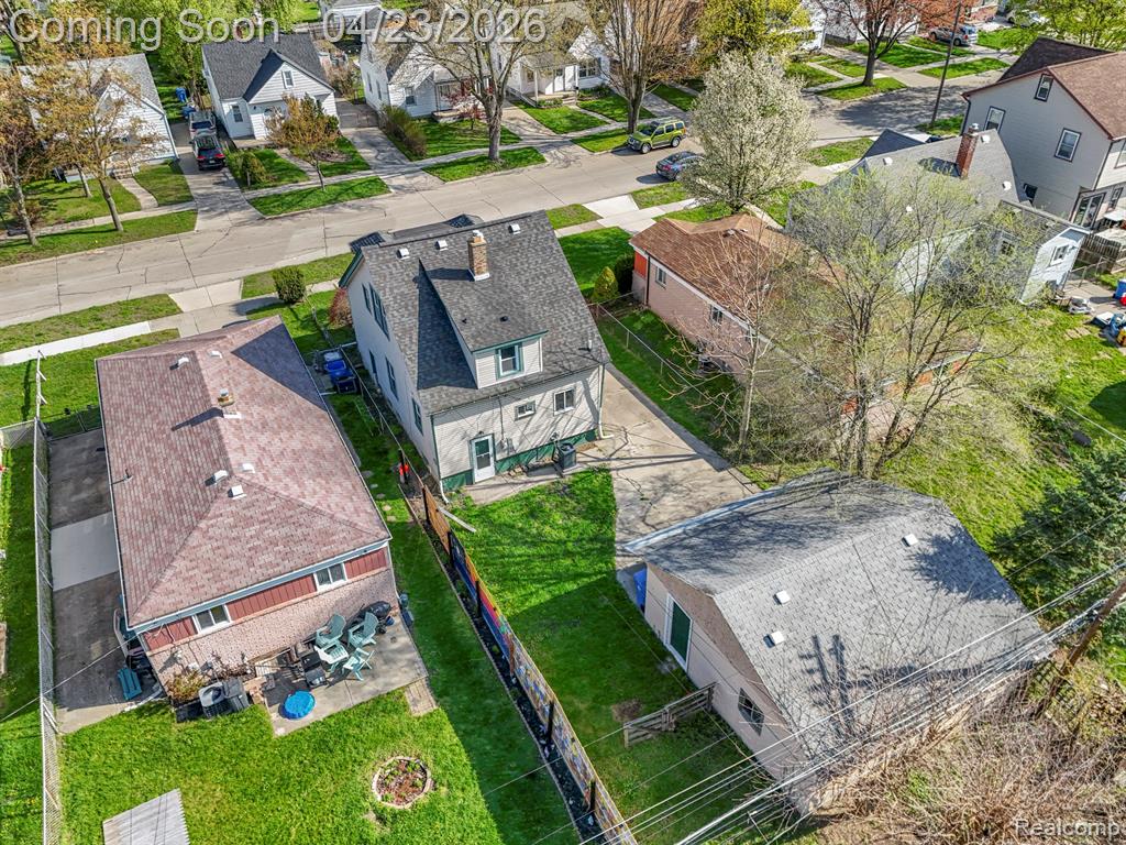 26045 Eton Avenue, Dearborn Heights, MI 48125 — Photo 29