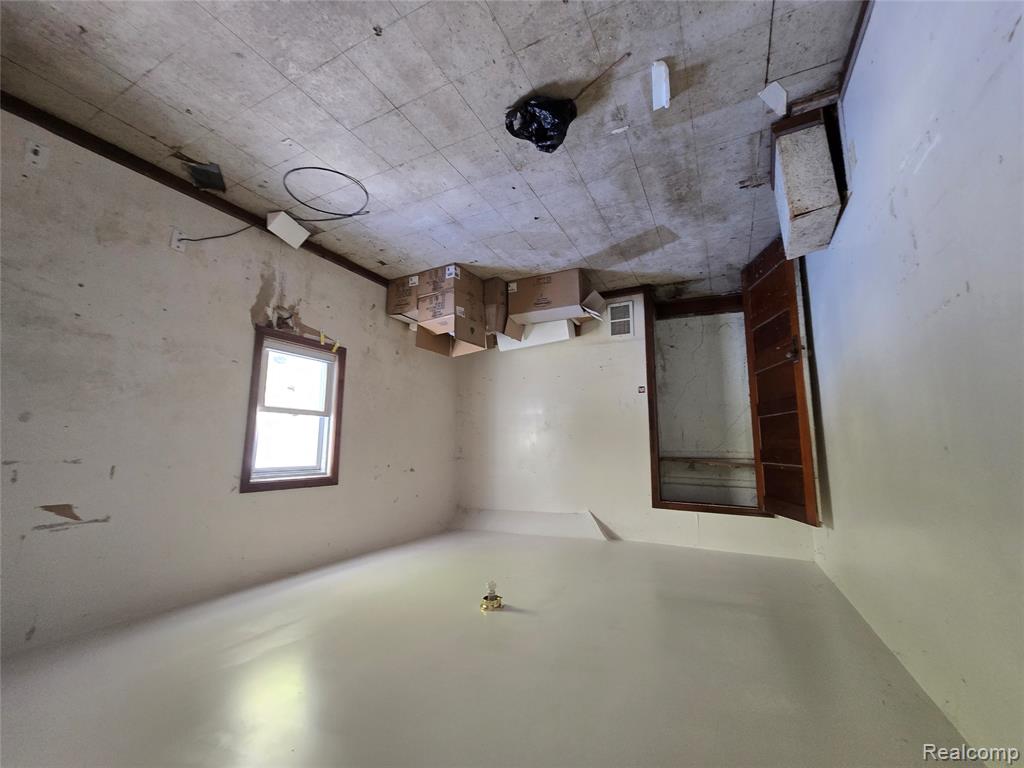 611 S 4th Avenue, Saginaw, MI 48607 — Photo 10