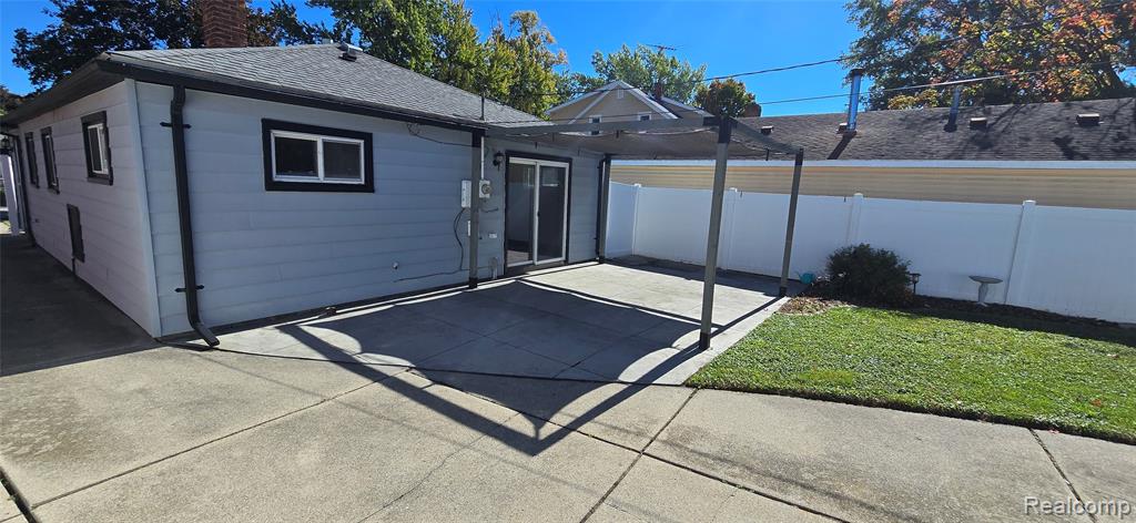 4620 Katherine Street, Dearborn Heights, MI 48125 — Photo 3