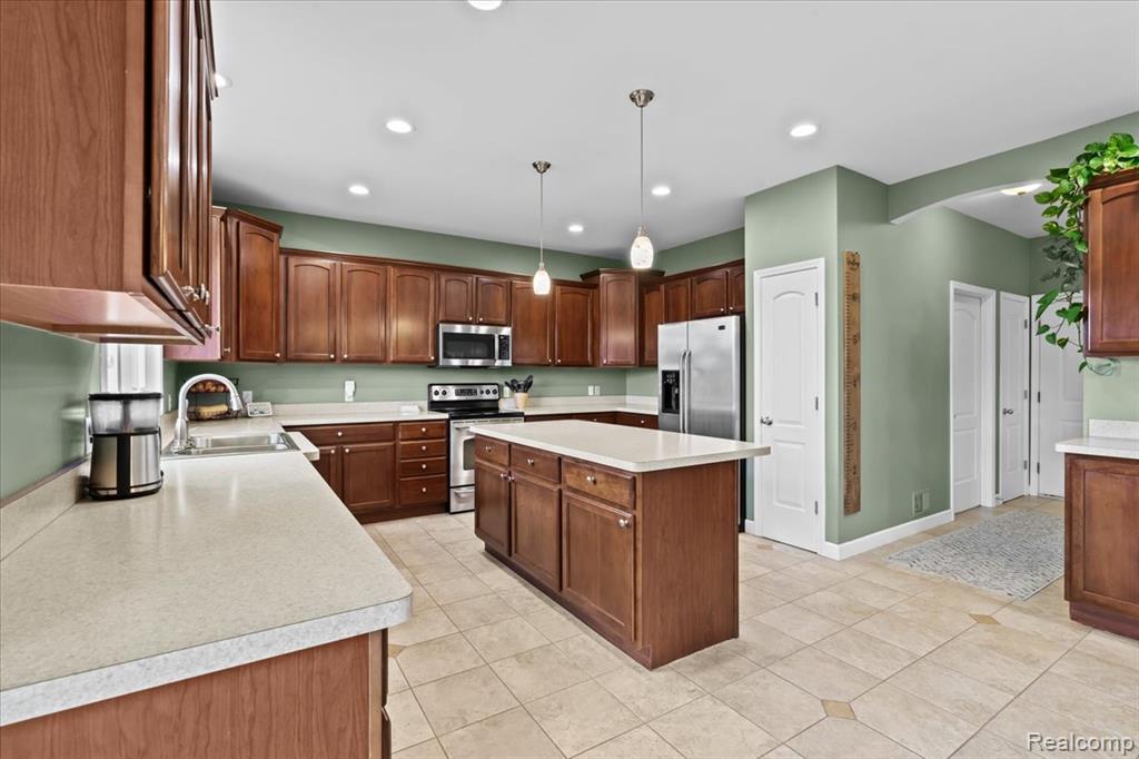 51412 Mauro Lane, Macomb, MI 48042 — Photo 14