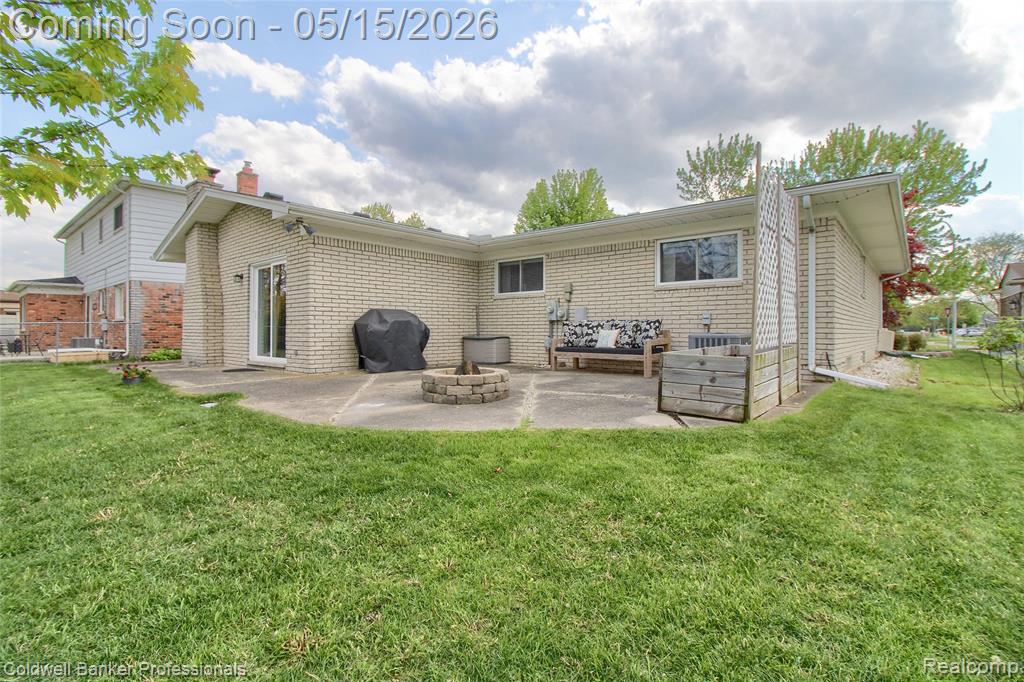 5866 Willow Creek Drive, Canton, MI 48187 — Photo 31