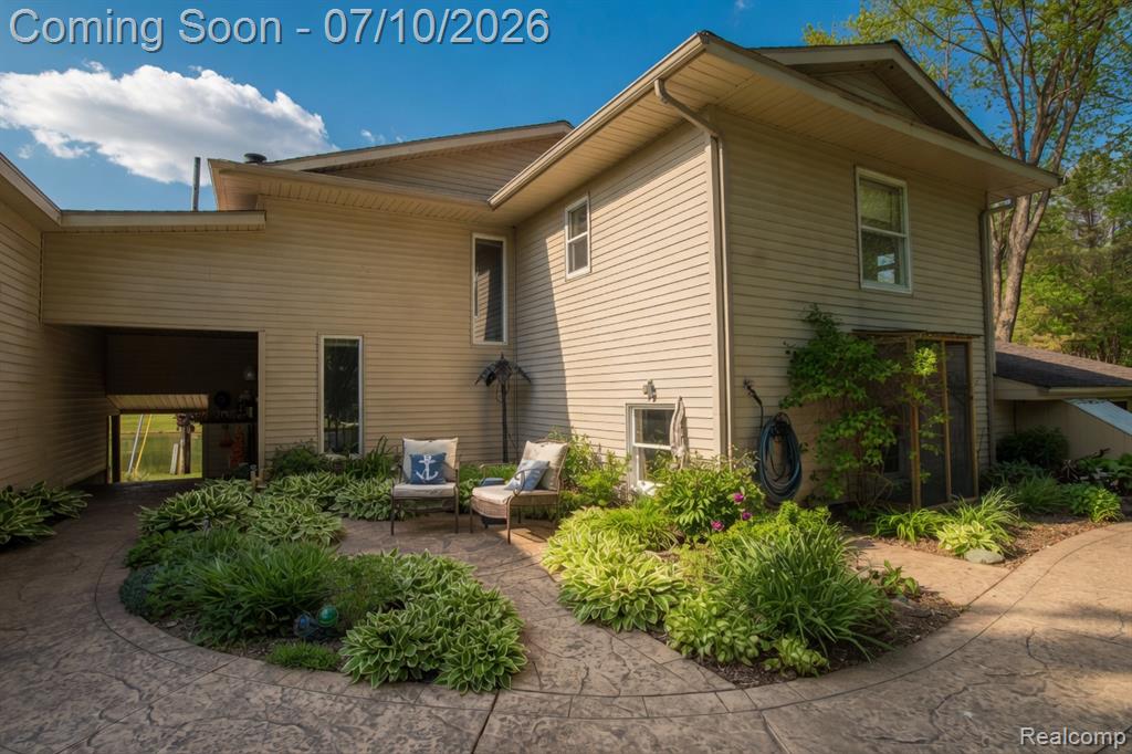 5278 Skelton Road, Columbiaville, MI 48421 — Photo 5