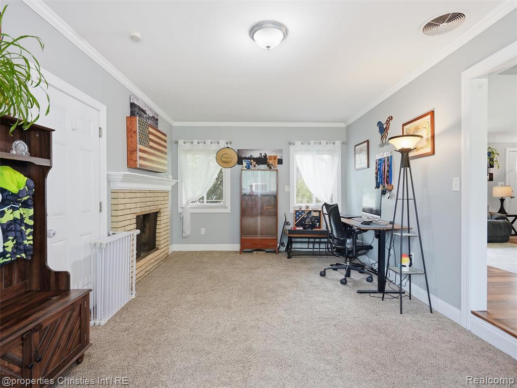 52735 Washington Street, New Baltimore, MI 48047 — Photo 12