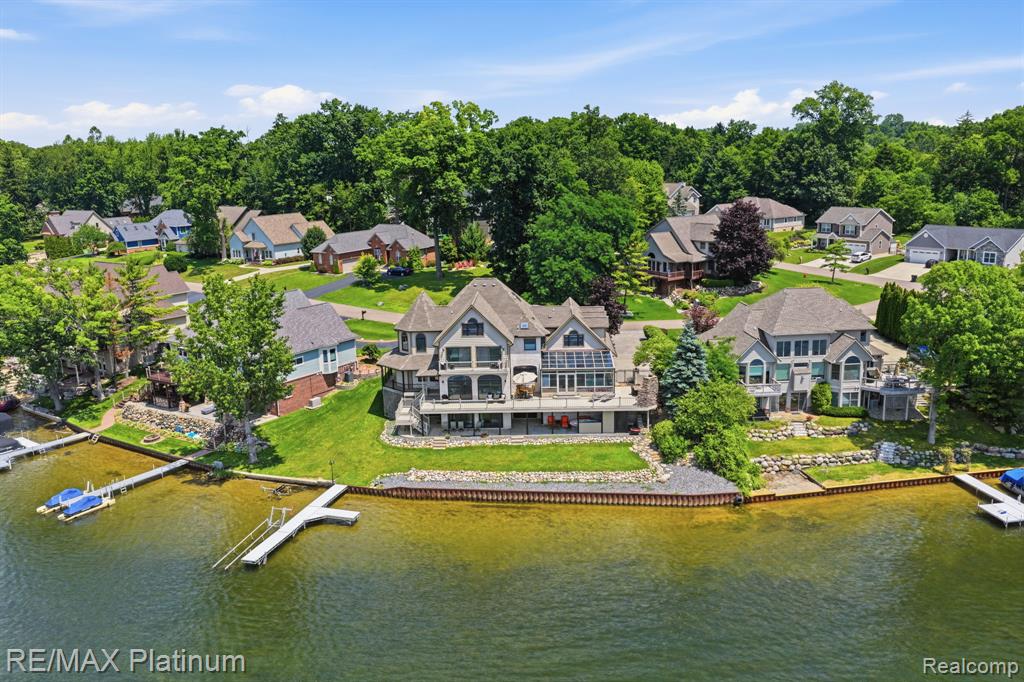 997 Thompson Shore Drive, Howell, MI 48843 — Photo 77
