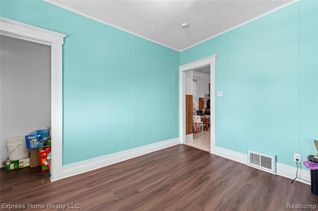 3321 Holbrook Street, Hamtramck, MI 48212 — Photo 29