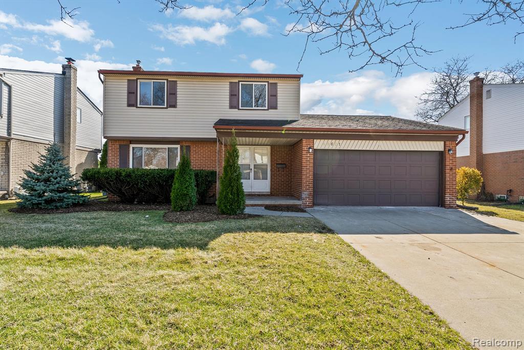 40621 RINALDI Drive, Sterling Heights, MI 48313 — Photo 2