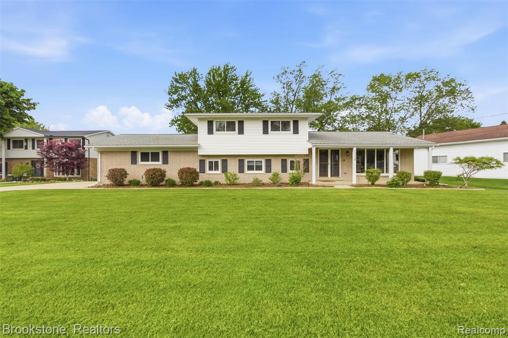 1334 Beemer Court, Oxford, MI 48371 — front exterior