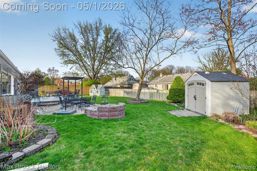 4856 Butler Drive, Troy, MI 48085 — Photo 30
