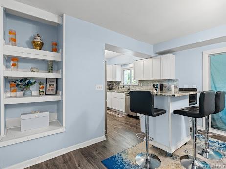 2496 Ketzler Dr, Flint, MI 48507 — Photo 10