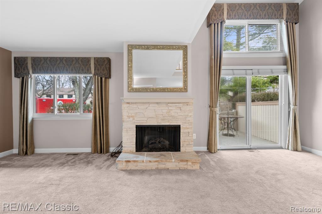 23127 Farmington Road, Farmington, MI 48336 — Photo 14