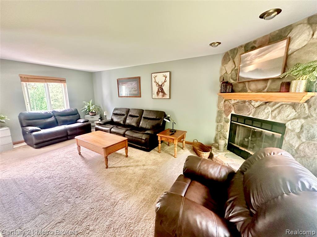 845 Hillsdale Lane, Ortonville, MI 48462 — Photo 16