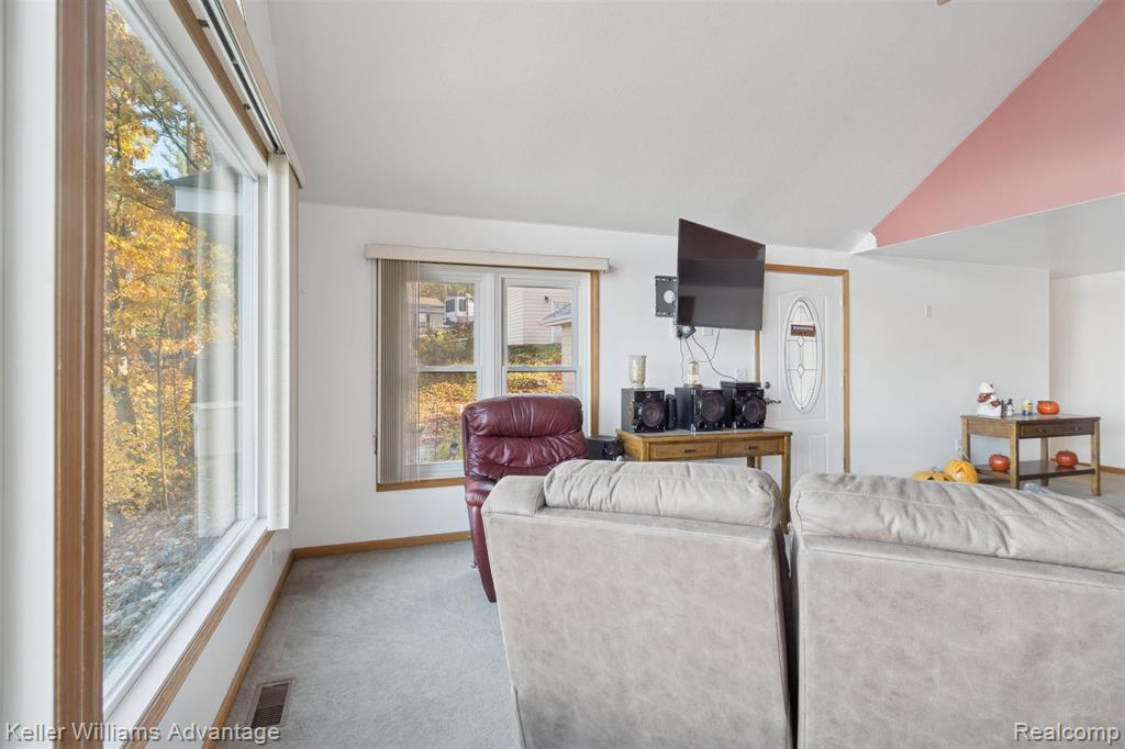 4469 Canal Drive, Harrison, MI 48625 — Photo 5