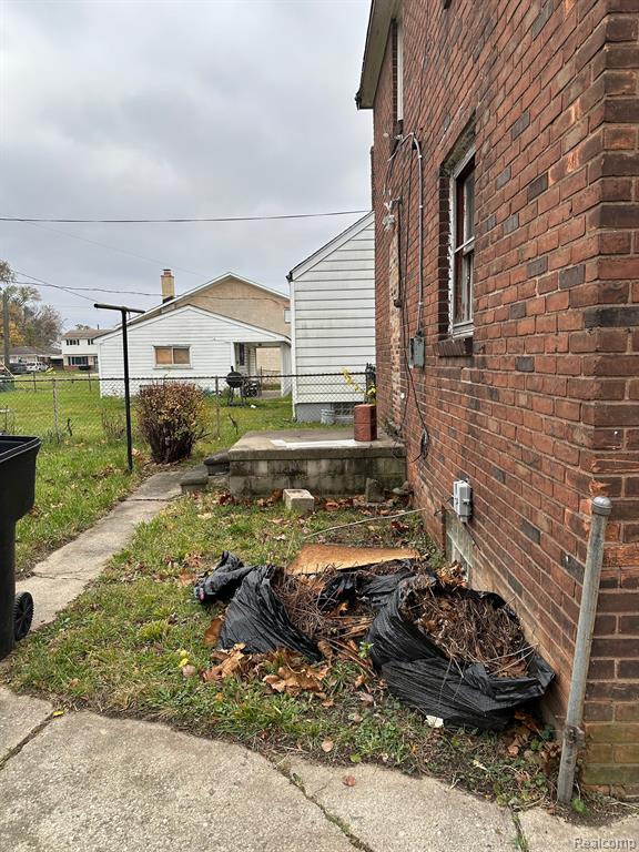 2715 S BEATRICE Street, Detroit, MI 48217 — Photo 5