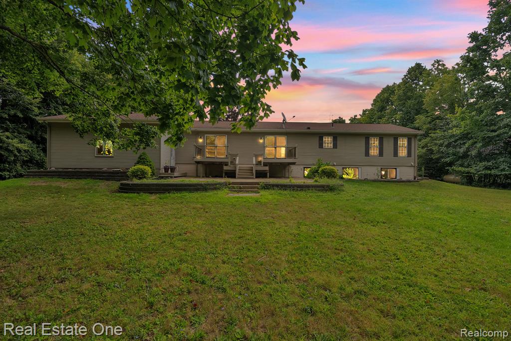 72021 Romeo Plank Road, Armada, MI — Photo 16