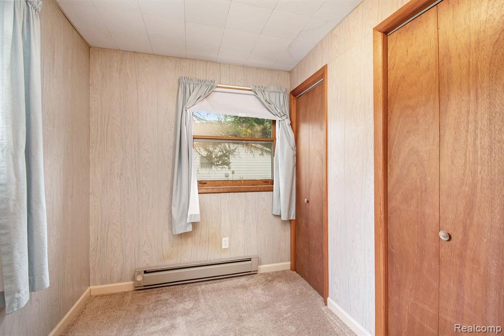 6954 LAKEVIEW Drive, Hubbard Lake, MI 49747 — Photo 16