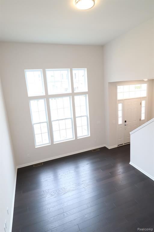 49575 LANTERN Way, Canton, MI 48188 — Photo 6