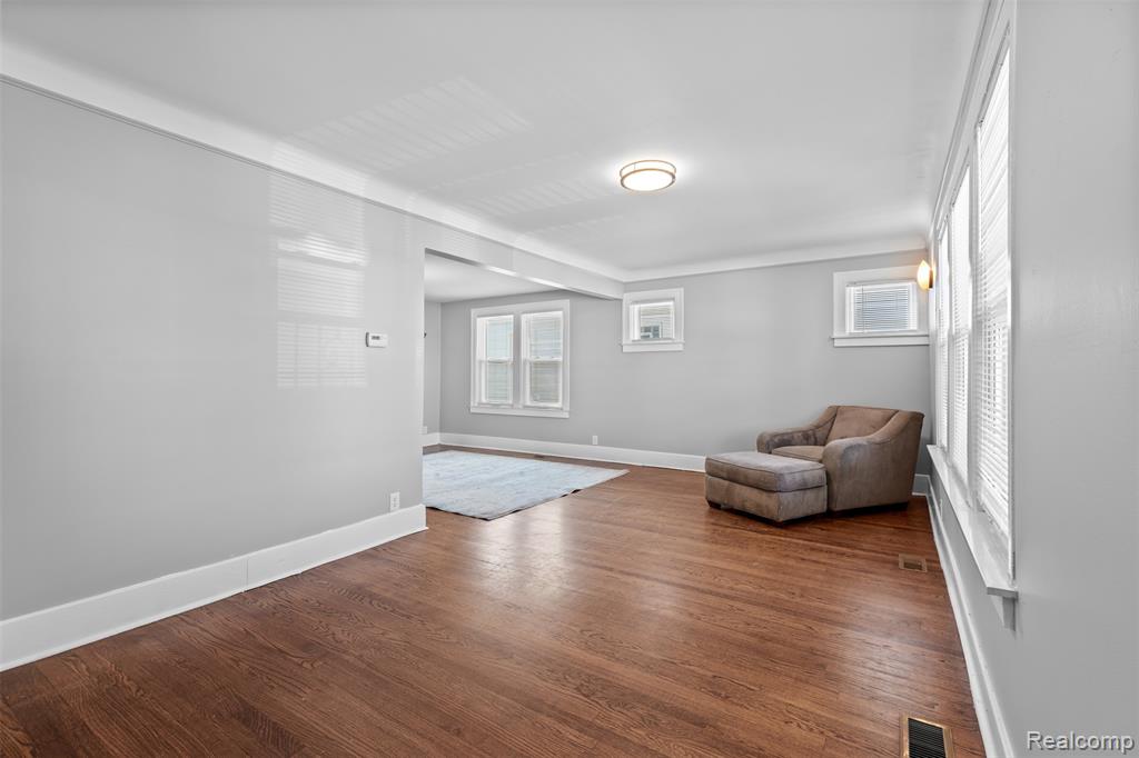 5452 Maple Street, Dearborn, MI 48126 — Photo 7